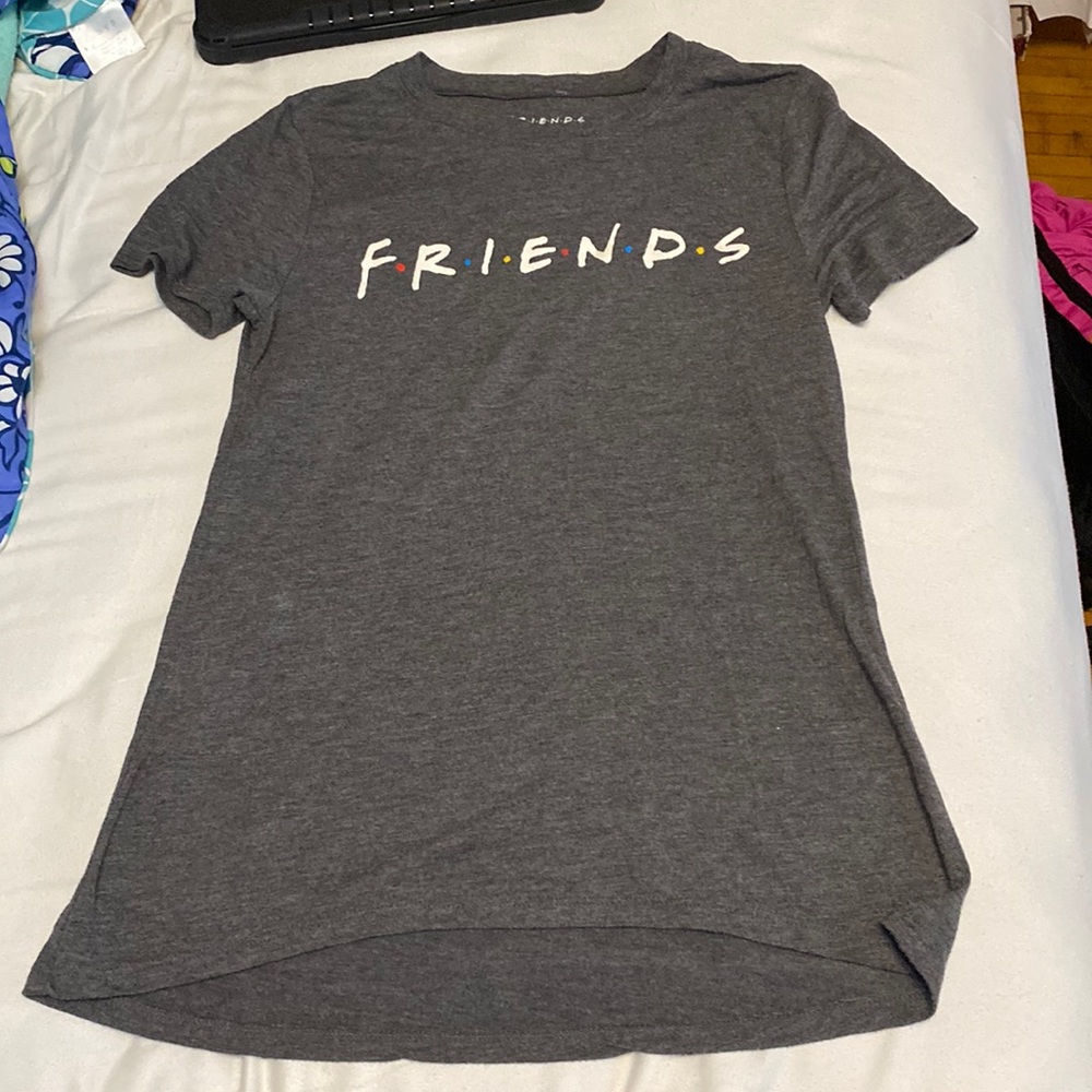tee shirt